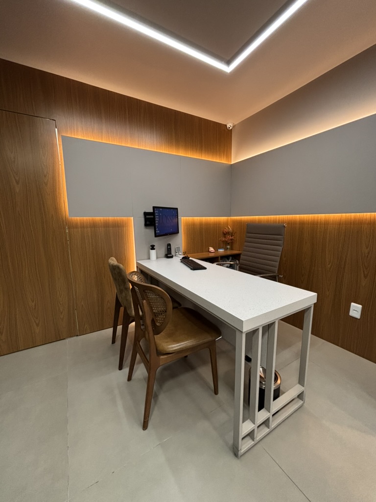 16E14C5D-36C9-477D-BF42-F37AB6CC7CA2_1_105_c