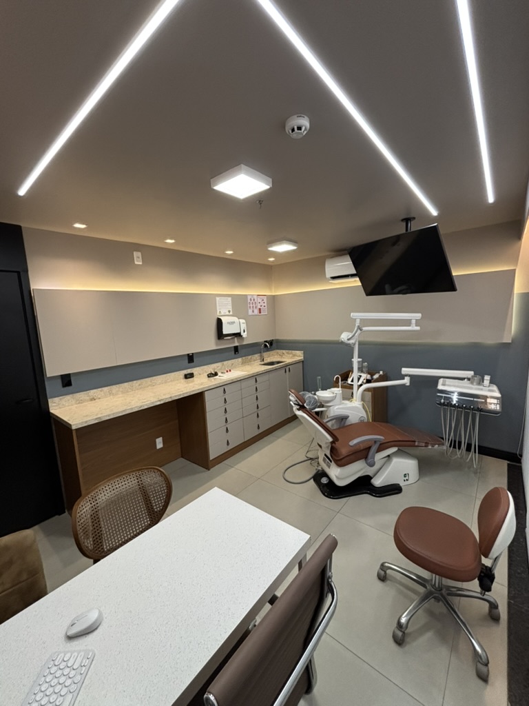 A0A2C96D-15A3-49BF-9B84-92096753F88F_1_105_c